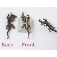Charm, Gecko, long tail, antiqued brass