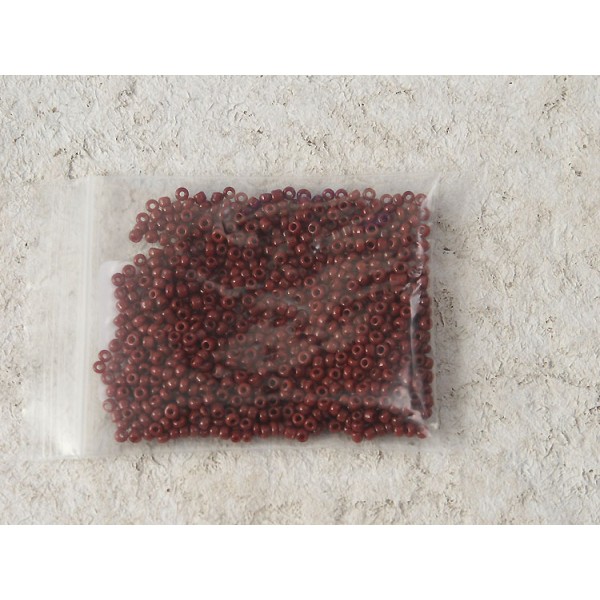 Seed Beads, Glass, 2mm, opaque coconut brown, 10g bag