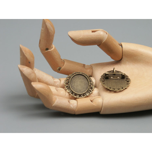 25x18mm oval bezel setting, with Brooch pin and Pendant loop, vintage fancy style, ant. bronze