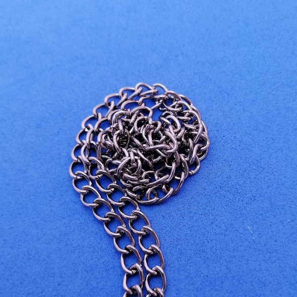 BULK SUPPLY: Chain by the metre, Curb chain, Gunmetal