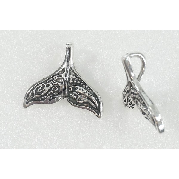 Whale Tail charm/pendant, 17x20mm, antiqued silver plate