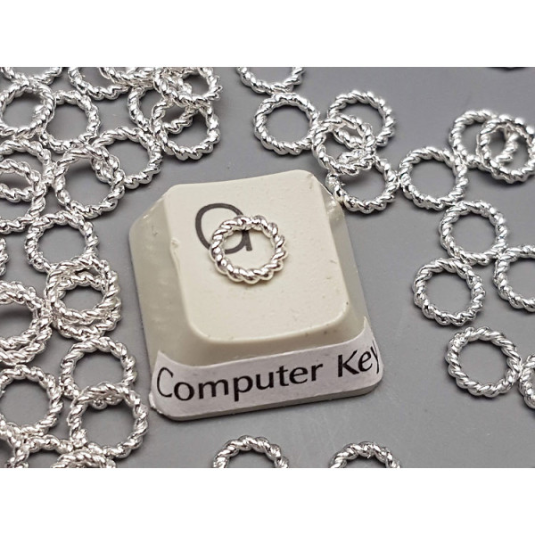 Closed Twist Linking Ring 6mm, silver plate, no join, each