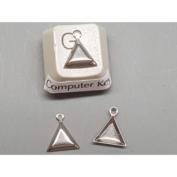 Charm, interesting little triangle shape to fill, stainless steel, 9mm OD, per 10