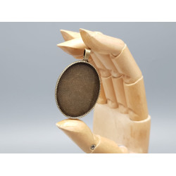 40x30mm Cabochon bezel setting, oval, antiqued bronze, lady cameo on back