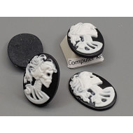 25x18mm Black with White Lolita skeleton cameo