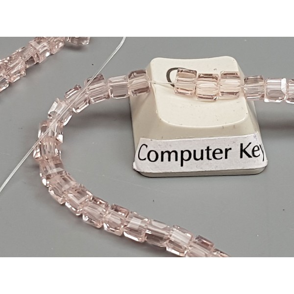 Glass Beads, Cube, 3mm faceted, Pink, string
