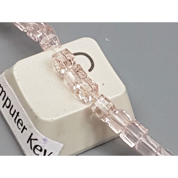 Glass Beads, Cube, 3mm faceted, Pink, string