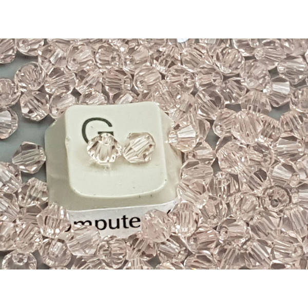 Glass beads, faceted bicone, 4mm, pink colour, per 20g bag