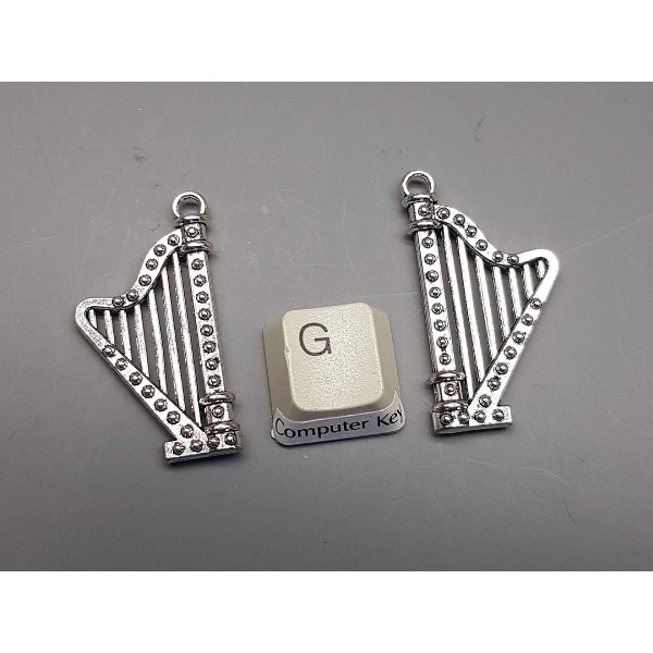Music pendant / charm, Harp, antiqued silver plate