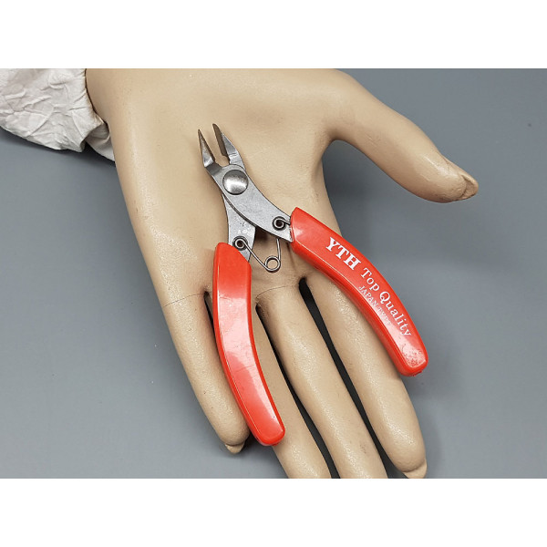 Stainless Steel Flush Cutter Shear, Red, 11cm