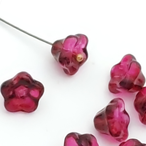 Pressed Glass Flower Cup, 6/8mm, boysenberry, per 25
