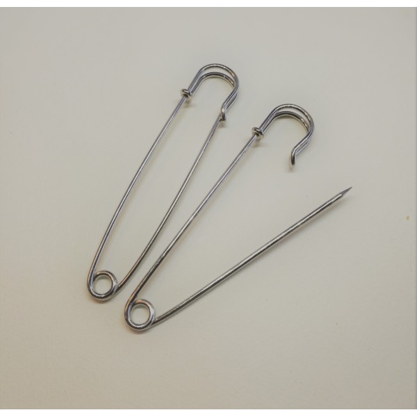 Kilt Pin style Brooch, 80mm long, Platinum