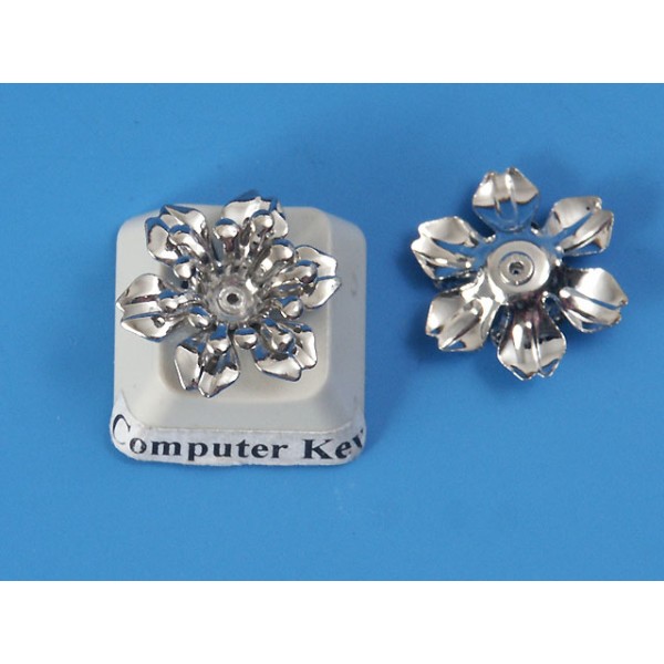 Vintage White Bronze plate Stamping Flower Bead 16mm