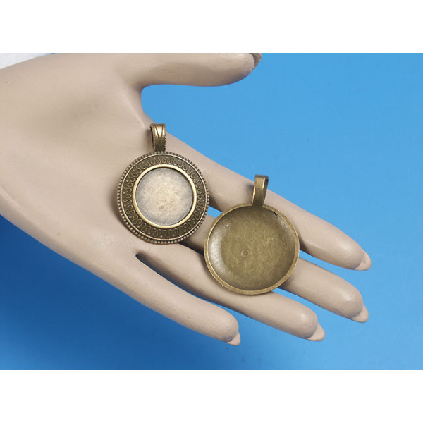 23.5mm Bezel setting, Round, antiqued bronze, large sideways loop, fits NZ shilling