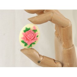 40x30mm 3 colour bright pink Rose portrait cameo