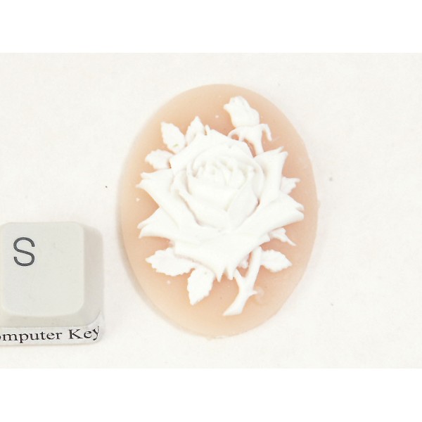 40x30mm Peach with White Rose portrait cameo