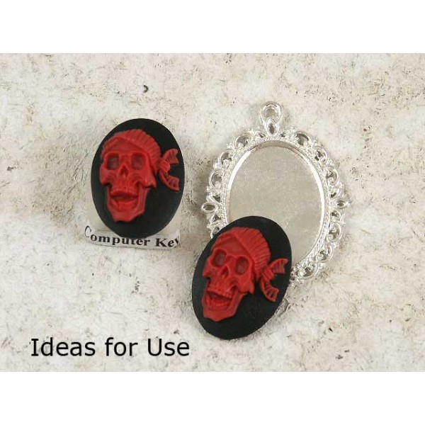 25x18mm Black with Red Pirate skull portrait cameo