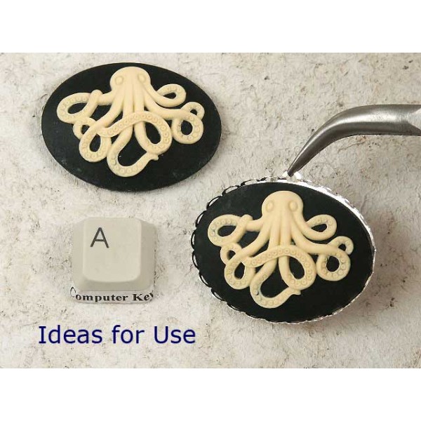 40x30mm Black with Ivory Octopus cameo (landscape view)