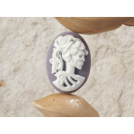 25x18mm Purple with White Lolita lady skeleton cameo