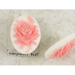 23x17mm White with Pink Rose, cameo