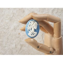 40x30mm Blue with White Lolita lady skeleton portrait cameo