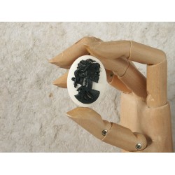 40x30mm White with Black Lolita lady skeleton portrait cameo