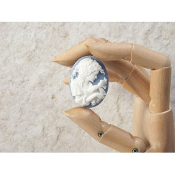 40x30mm Blue with White Maiden with Bird portrait cameo