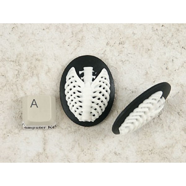 40x30mm Black with White skeleton Rib-Cage cameo
