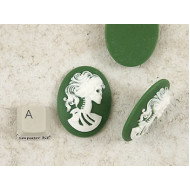 40x30mm Green with White Lolita skeleton cameo