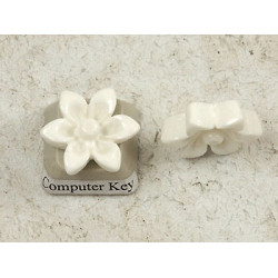 17mm Hibiscus flower cabochon, White, resin