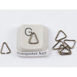 Jump rings, triangle, 6.8x5.4mm, fine, NF ant brass, per 100