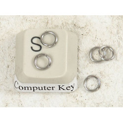 Jump rings, round, 5mm OD, 0.8mm wire, 304 stainless steel, per 100
