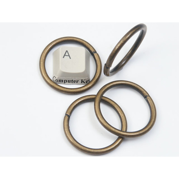 Metal wire-formed O-ring 30mm x 3mm Antique Brass, each