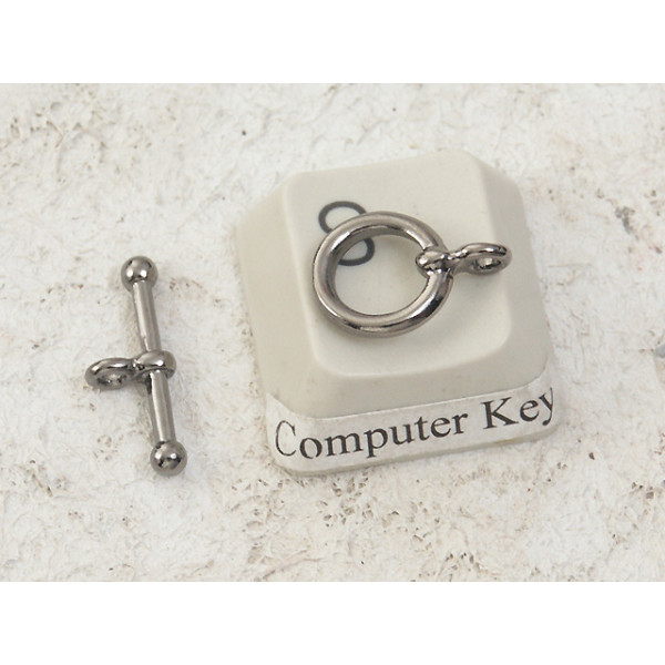Toggle Clasp, small, NF hematite Black plate