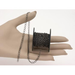 Chain by the metre, Curb link, 4.2x5.2mm, gunmetal black