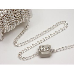 Chain by the metre, Cuban style, 5.2x7.6mm, silver plated