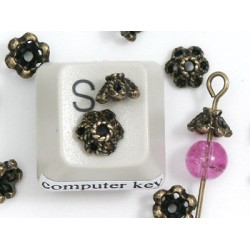 Bead Cap, 7mm, chunky cast antiqued bronze flower