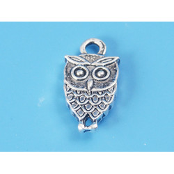 Owl charm, antiqued silver colour, 18mm