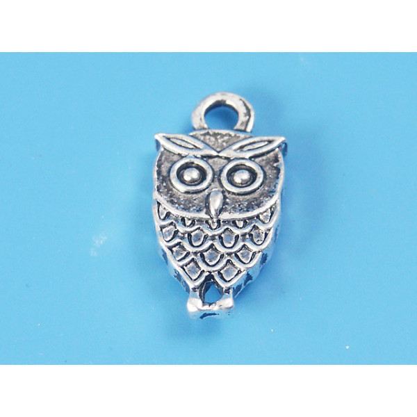 Owl charm, antiqued silver colour, 18mm