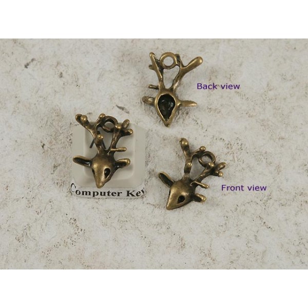 Charm, wee reindeer Deer head with antlers