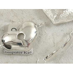 Heart with Keyhole connector, 2 loops, silver plate