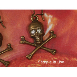 Skull and crossbones, antiqued bronze, 24x21mm