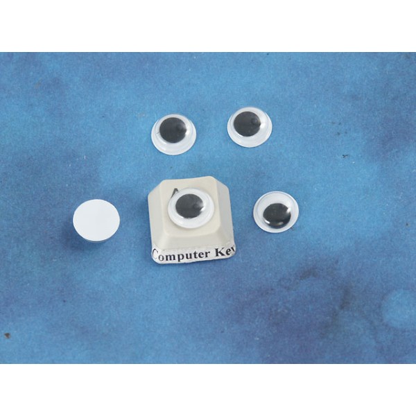 Craft Eyes, rolly 10mm, sold per packet of 200 pairs
