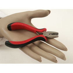 Short Wide Nose Pliers, Linesmans pliers, serrated, 120mm