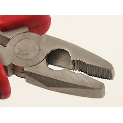Short Wide Nose Pliers, Linesmans pliers, serrated, 120mm
