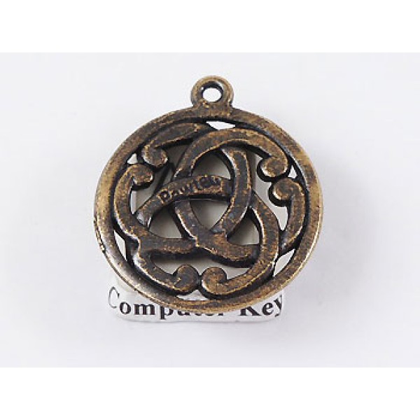Celtic Knot with front loop, antique brass