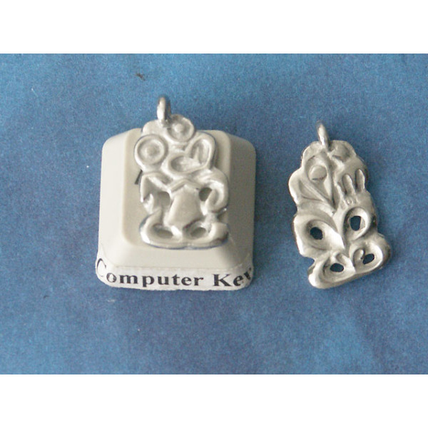 Pewter Charm, NZ Tiki / Manaia