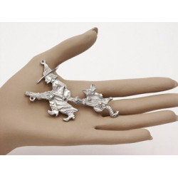 Witch with broom & cat, 92mm long, pewter