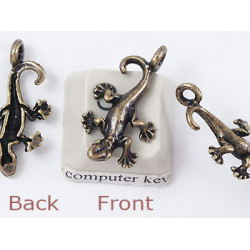 Charm, Gecko, with toes, antiqued brass