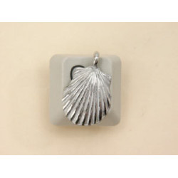 Pewter Charm, Shell, Scallop